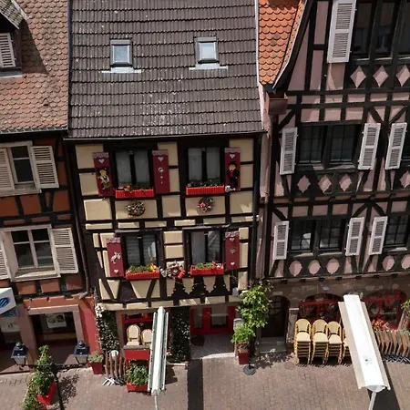 Apartment Mama With Aircon Including A Parking Space At 300 Meters