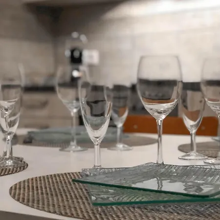 Apartment Mama With Mobile Aircon, Including Free Parking Space At 300 Meters Colmar