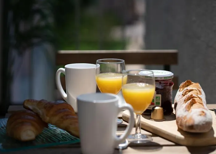 Lägenhet Mama With Mobile Aircon, Including Free Parking Space At 300 Meters *